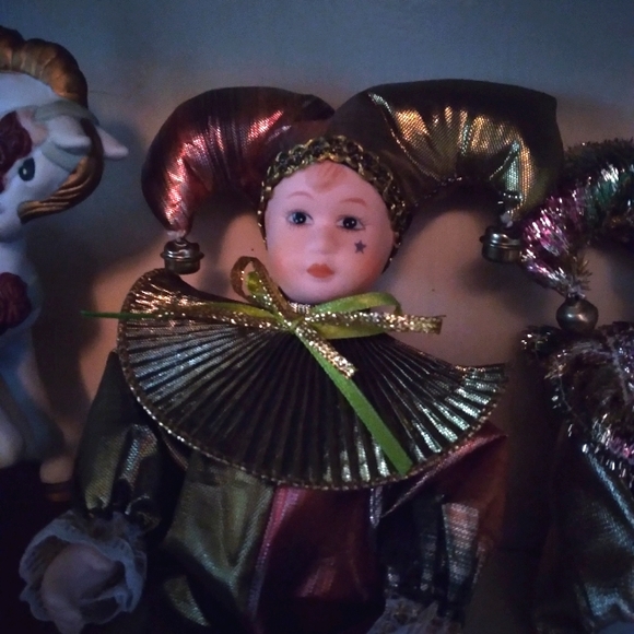 Porcelain Jester Dolls Collectable - Picture 2 of 3
